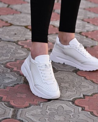 Білі жіночі шкіряні кросівки Emeli 915/01 234236245 фото - брендові жіночі кросівки розпродаж