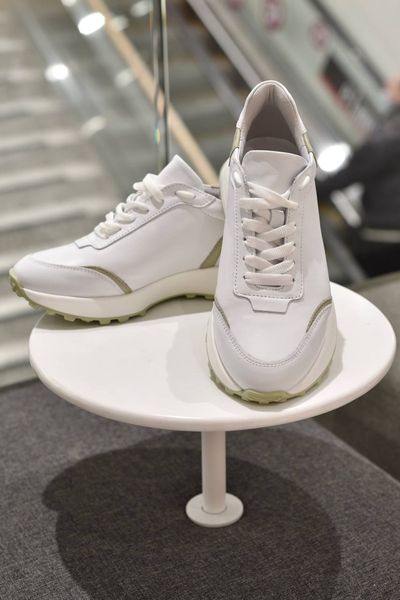 Шкіряні білі жіночі кросівки Emeli 1155.017 1421162246 фото - брендові жіночі кросівки розпродаж