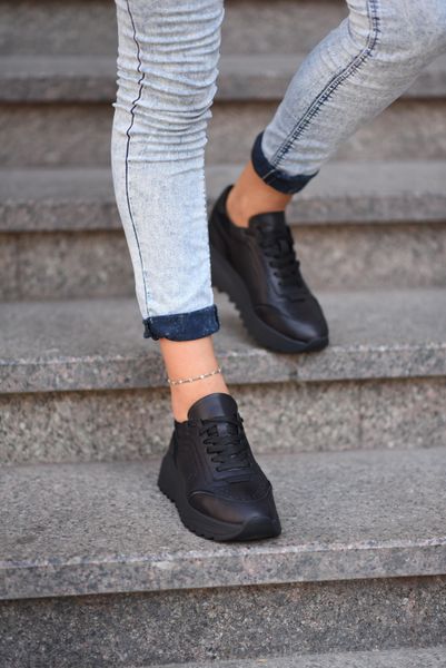 Чорні жіночі кросівки Emeli 1155/8 1821186246 фото - брендові жіночі кросівки розпродаж
