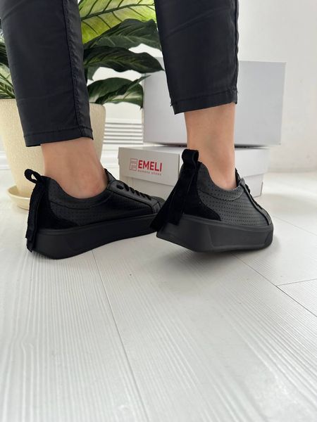 Чорні Перфоровані шкіряні жіночі кеди Emeli 107-122 23424143512 фото - брендові жіночі кросівки розпродаж